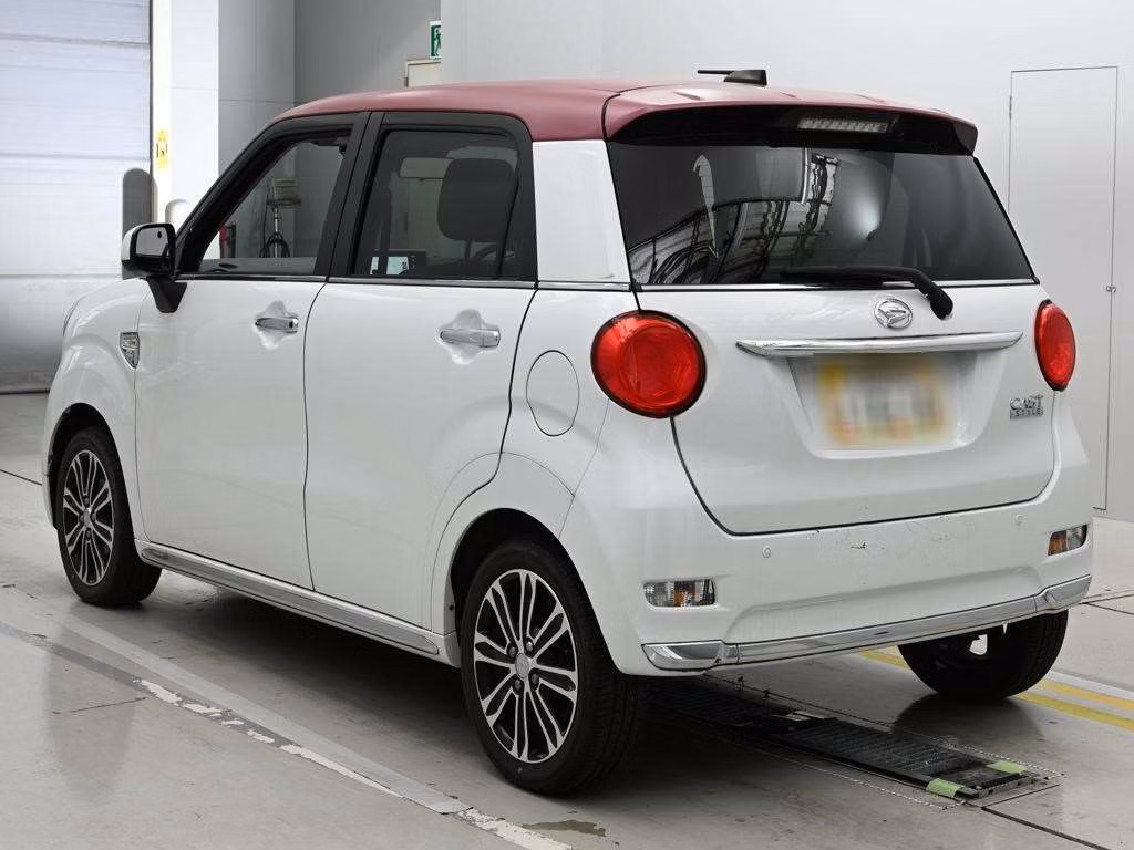 DAIHATSU CAST