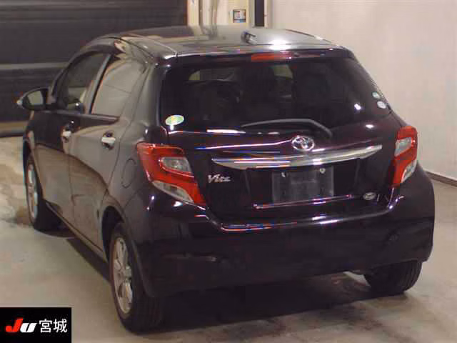 TOYOTA VITZ