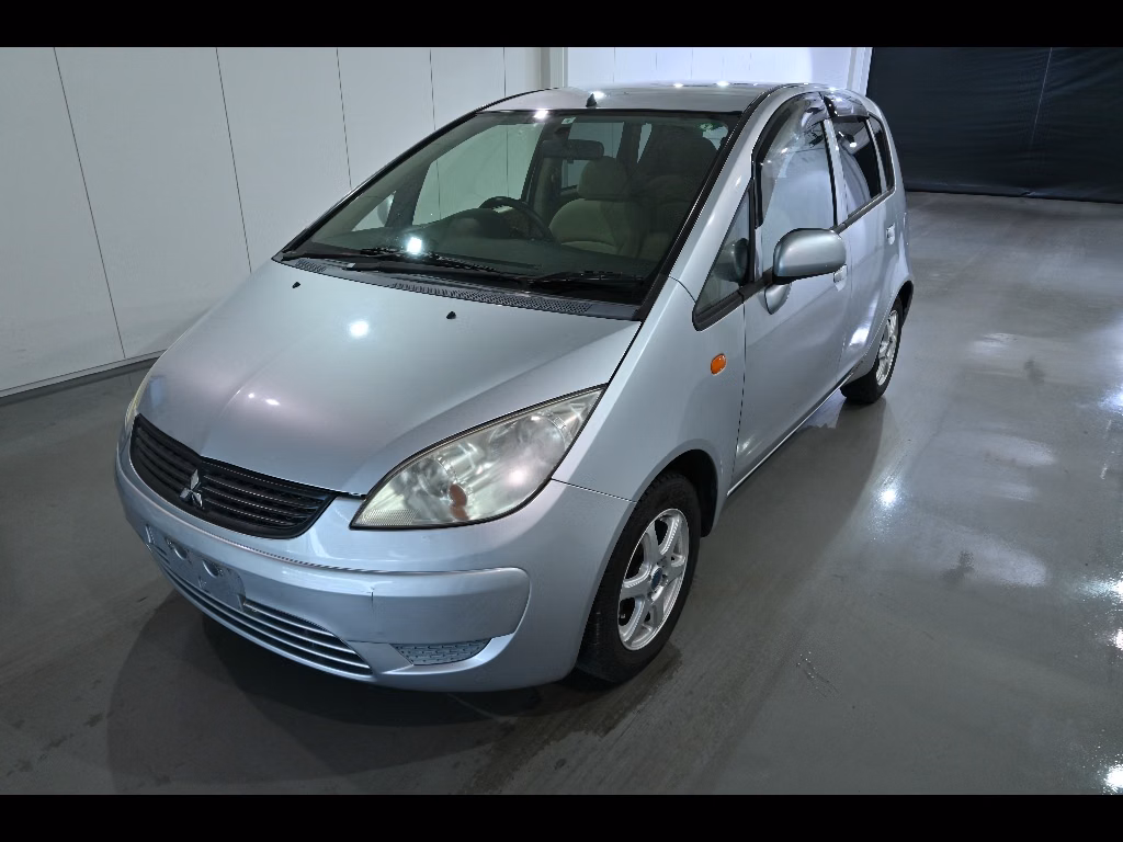 MITSUBISHI COLT