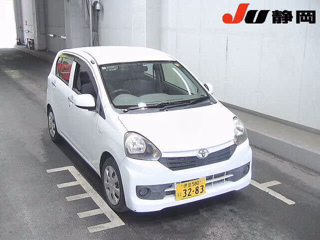 TOYOTA PIXIS EPOCH