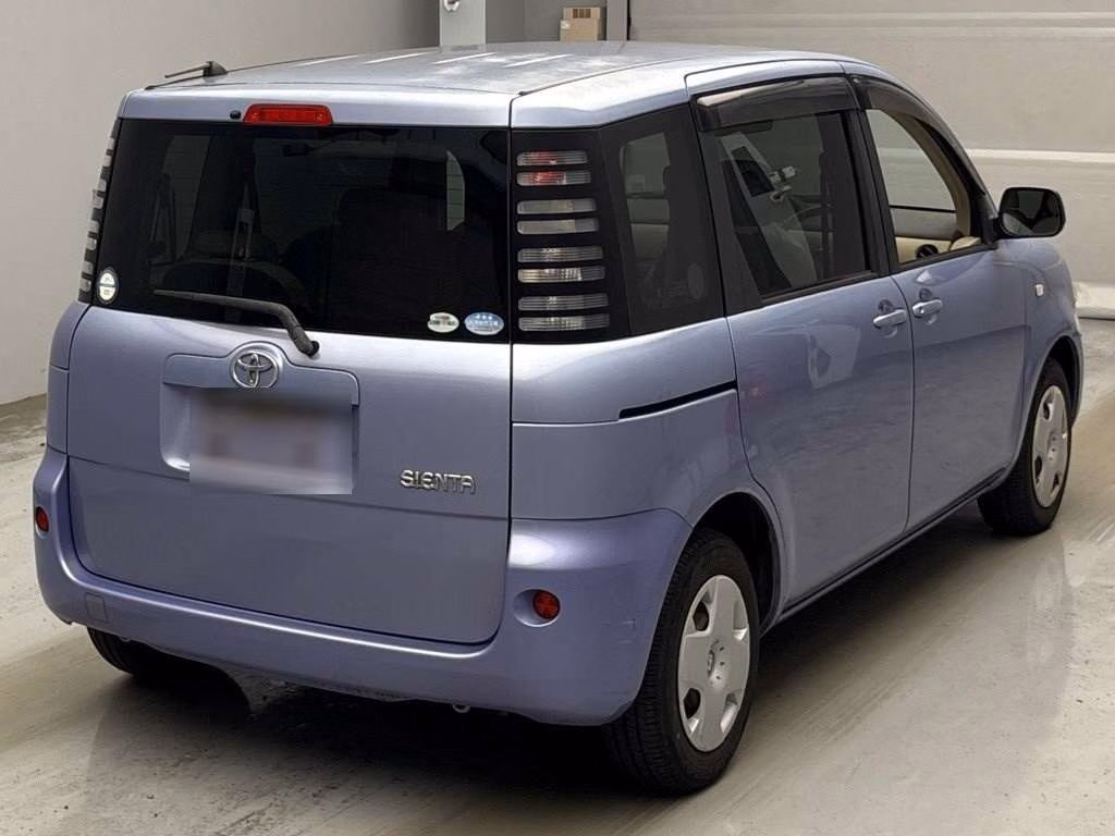 TOYOTA SIENTA
