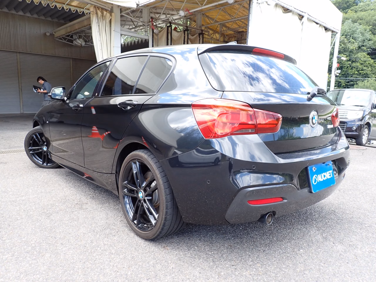 BMW 1-SERIES