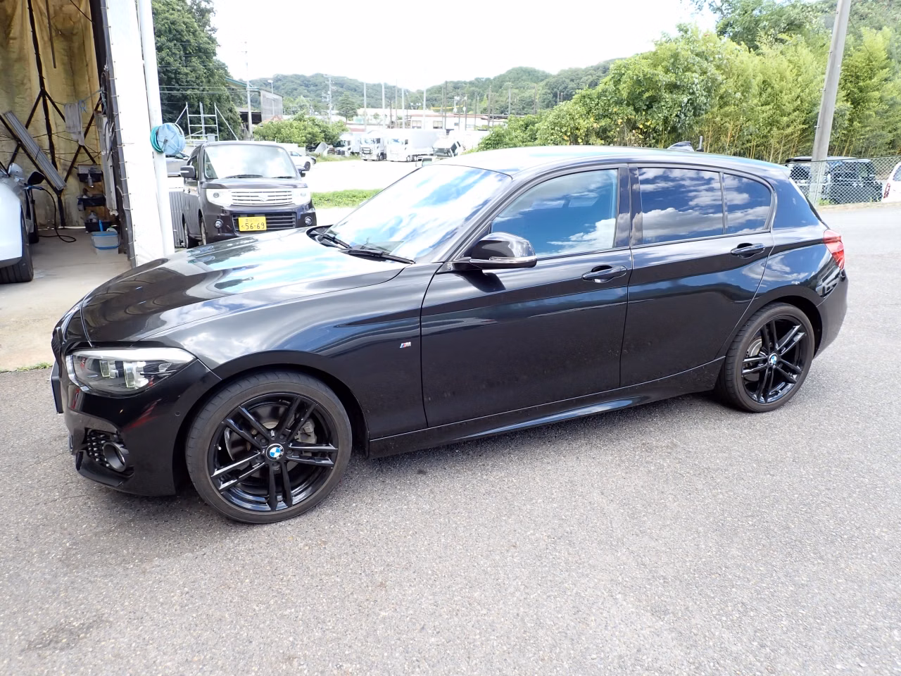BMW 1-SERIES