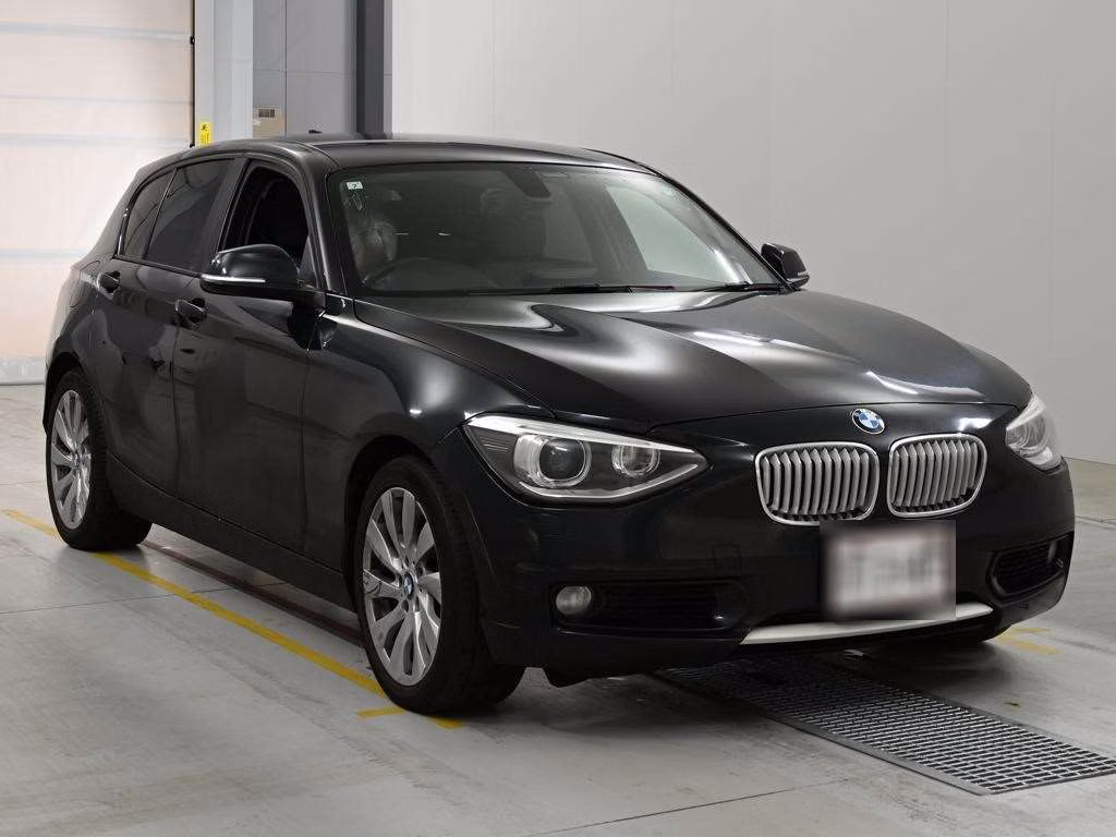 BMW 1-SERIES