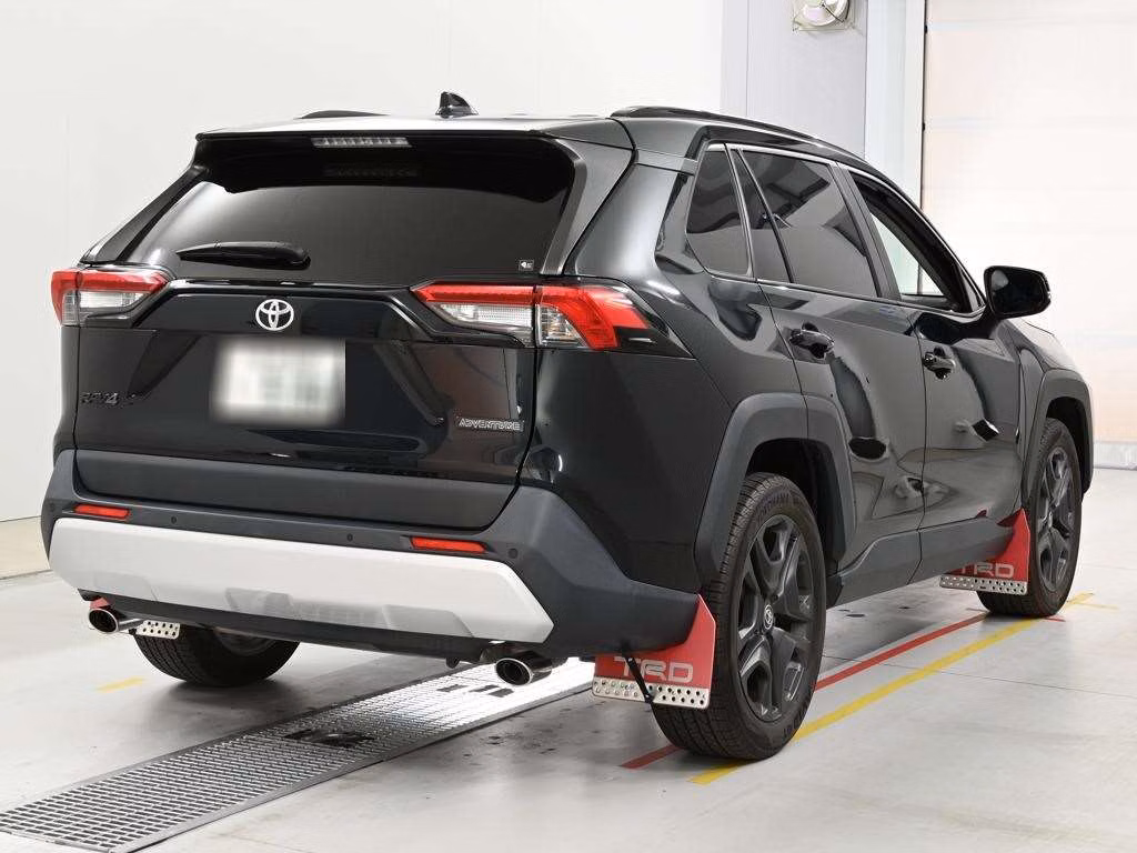 TOYOTA RAV4