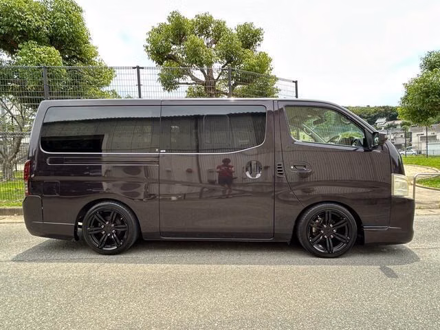 NISSAN NV350 CARAVAN