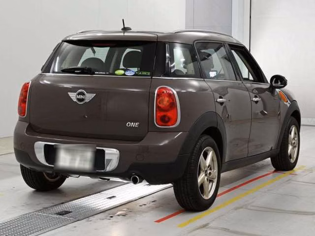 MINI CROSSOVER