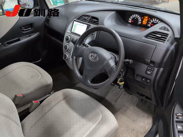 TOYOTA RACTIS