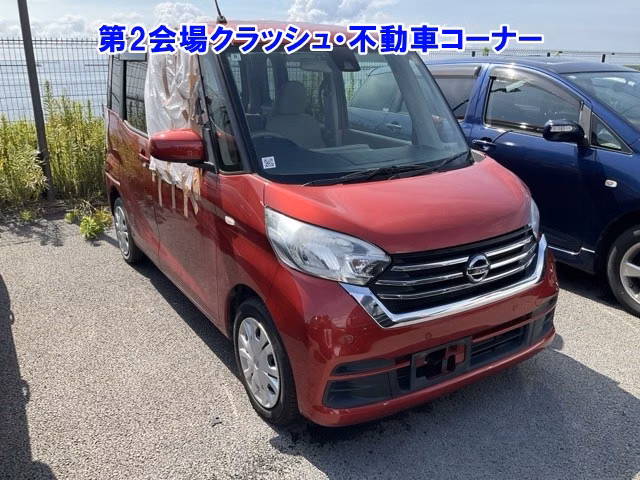 NISSAN DAYZ ROOX