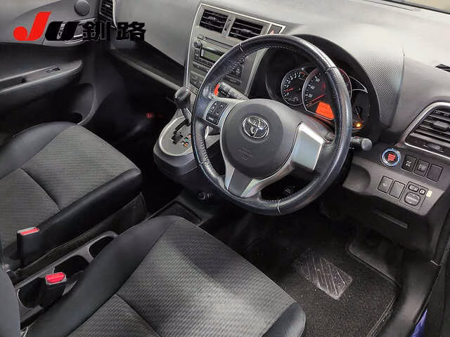 TOYOTA RACTIS