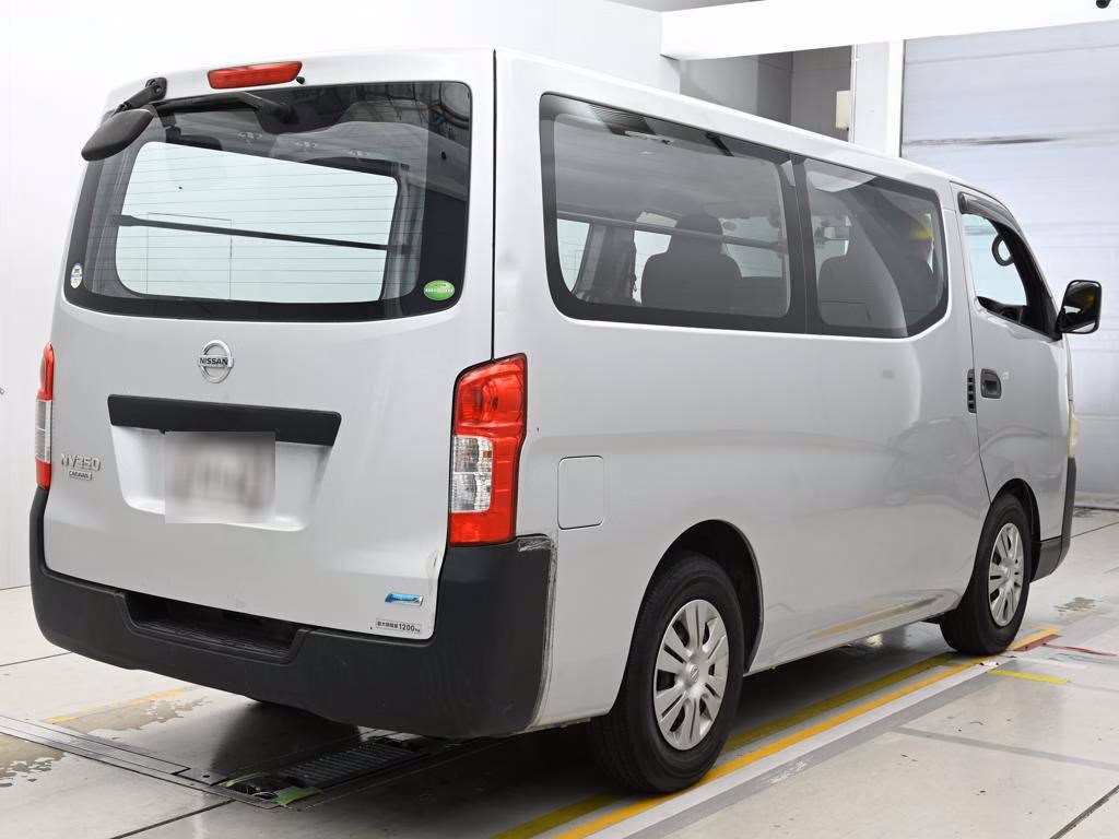 NISSAN NV350 CARAVAN