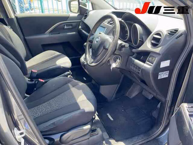 NISSAN LAFESTA