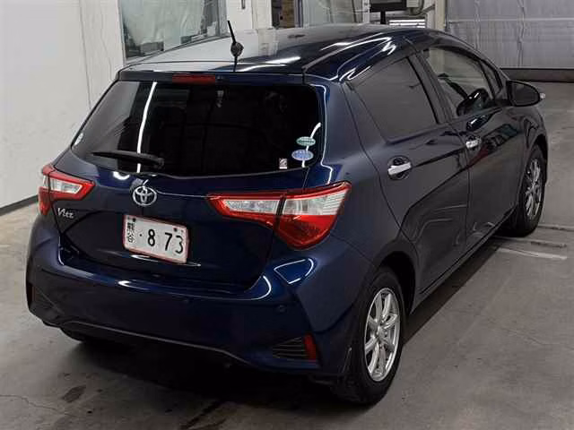 TOYOTA VITZ