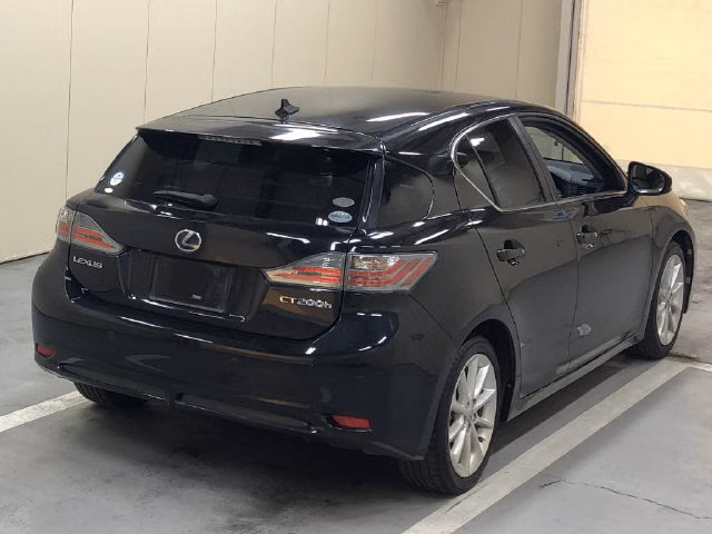 LEXUS CT200H
