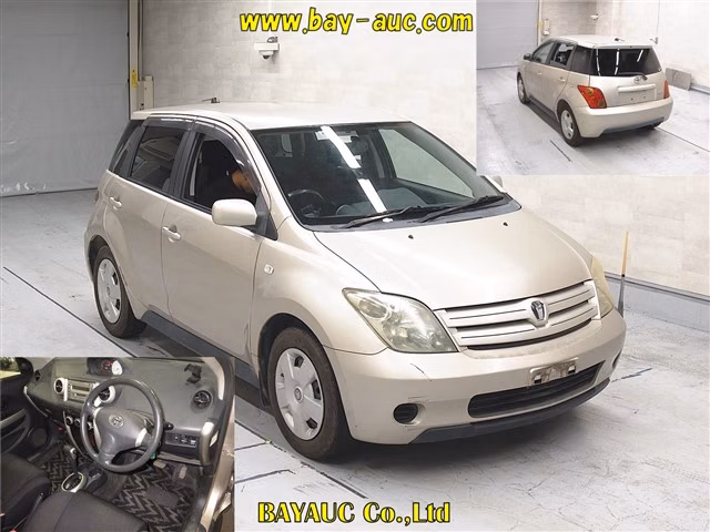 TOYOTA IST