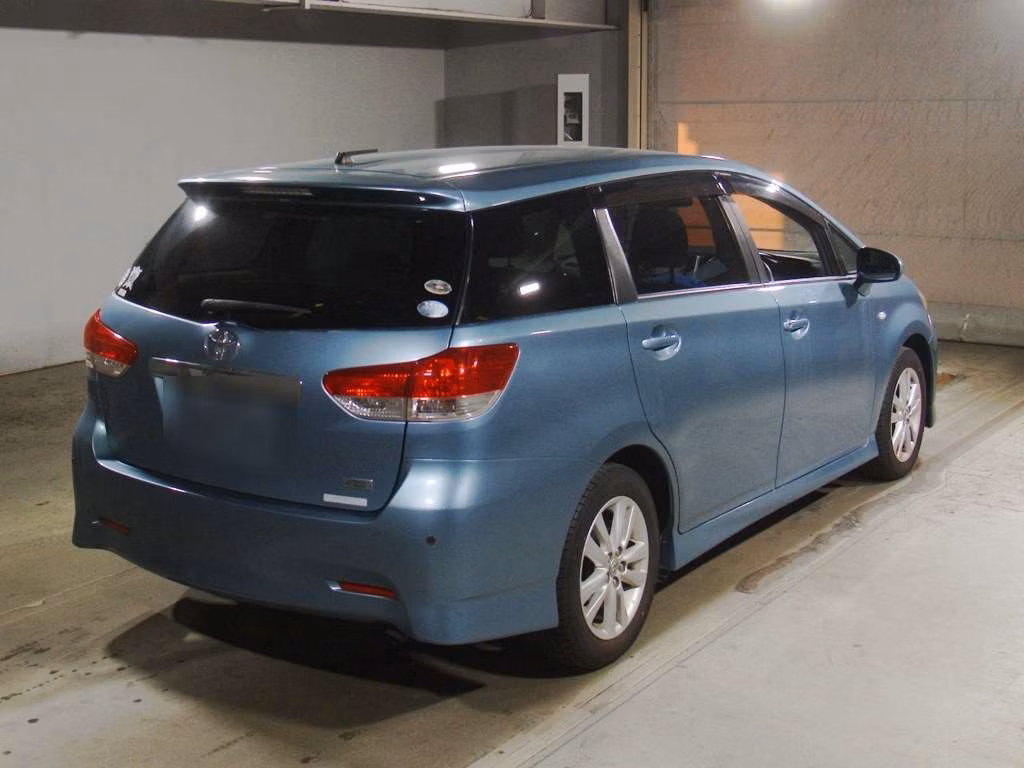 TOYOTA WISH