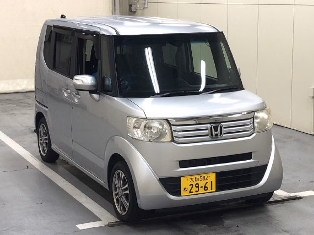 HONDA N-BOX