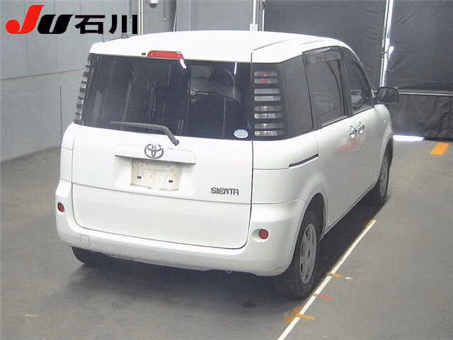 TOYOTA SIENTA