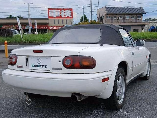 MAZDA ROADSTER