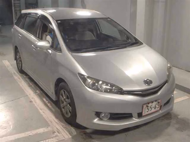 TOYOTA WISH