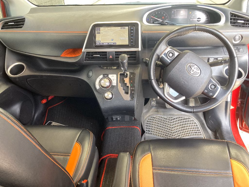 TOYOTA SIENTA