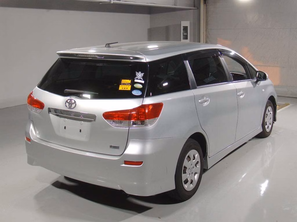 TOYOTA WISH