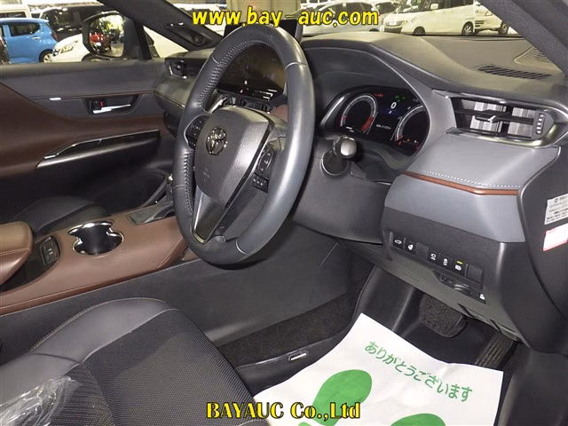 TOYOTA HARRIER