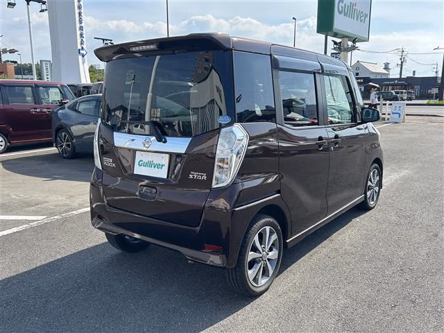 NISSAN DAYZ ROOX