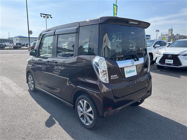 NISSAN DAYZ ROOX