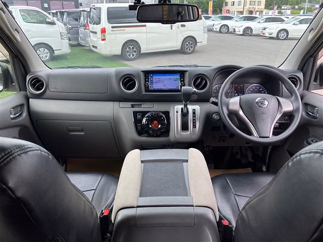 NISSAN NV350 CARAVAN