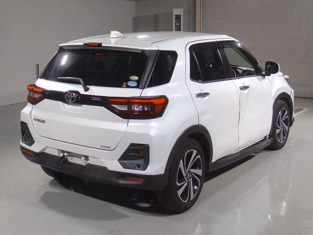 TOYOTA RAIZE