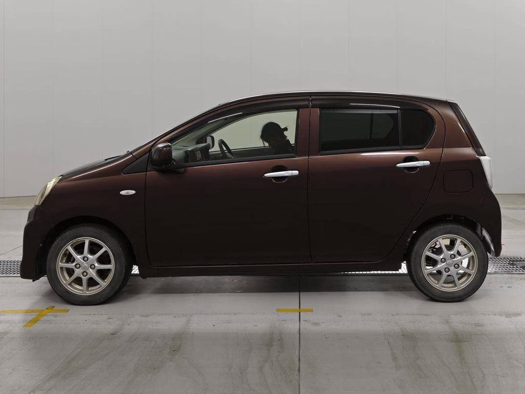 TOYOTA PIXIS EPOCH