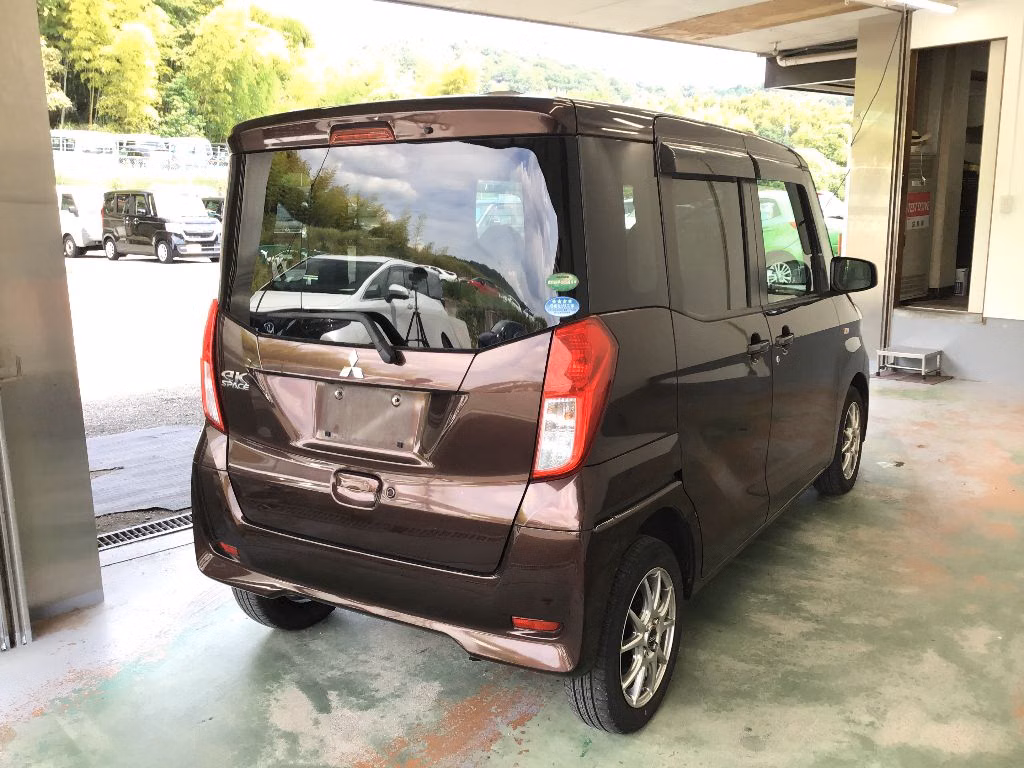 MITSUBISHI EK SPACE