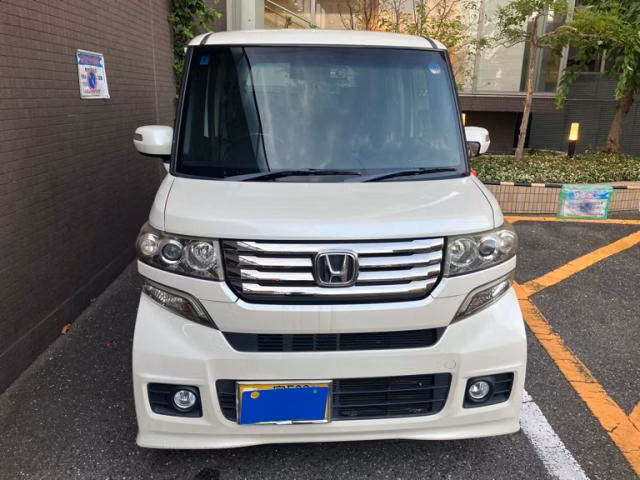 HONDA N-BOX