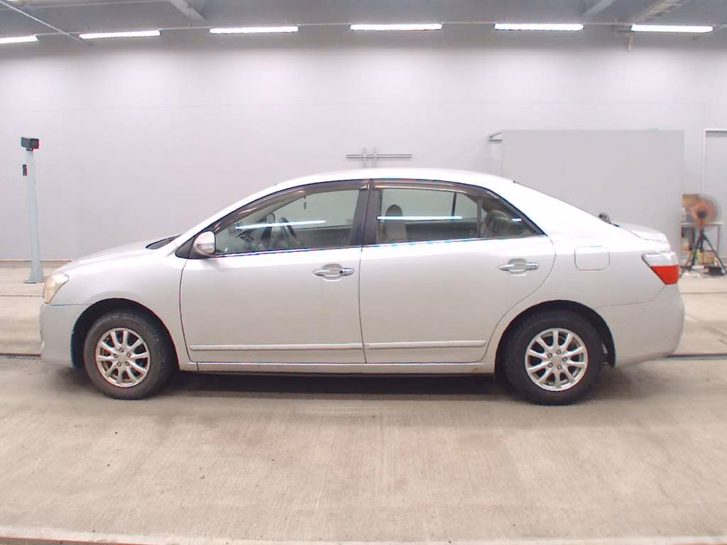 TOYOTA PREMIO