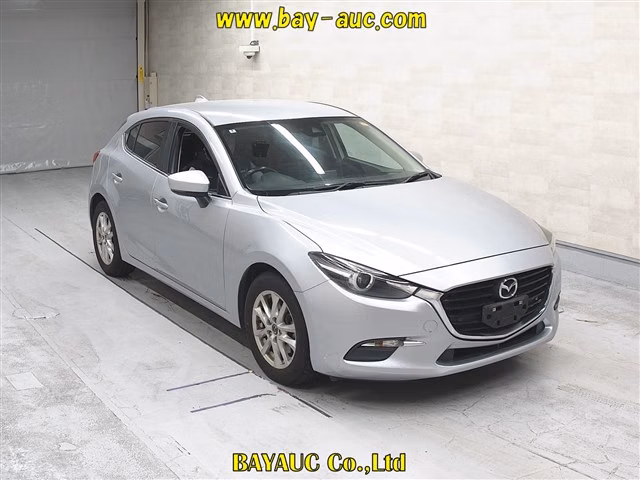 MAZDA AXELA