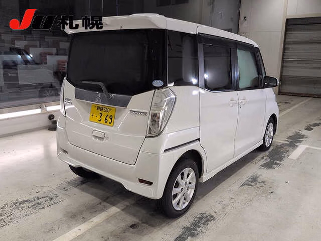 MITSUBISHI EK SPACE