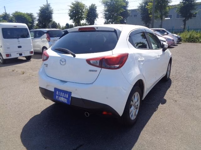 MAZDA MAZDA2