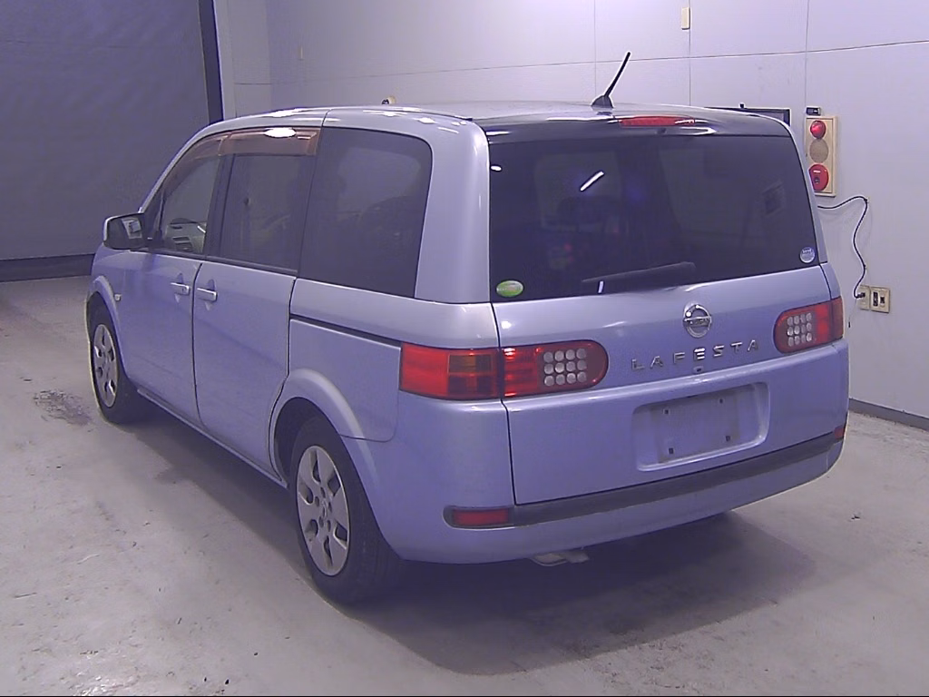 NISSAN LAFESTA