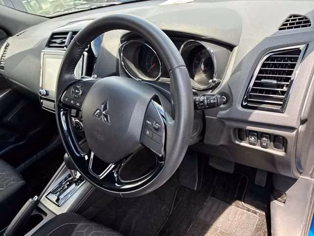 MITSUBISHI RVR