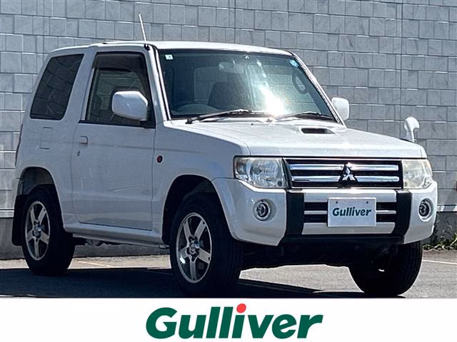 MITSUBISHI PAJERO MINI