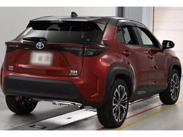 TOYOTA YARIS CROSS