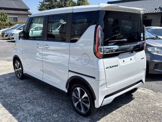 MITSUBISHI EK SPACE