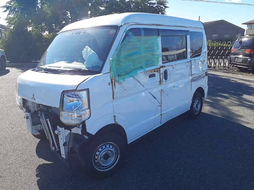 MITSUBISHI MINICAB