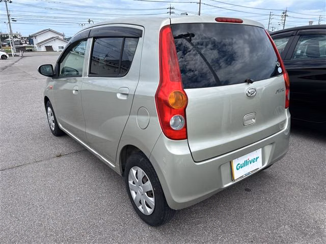 DAIHATSU MIRA