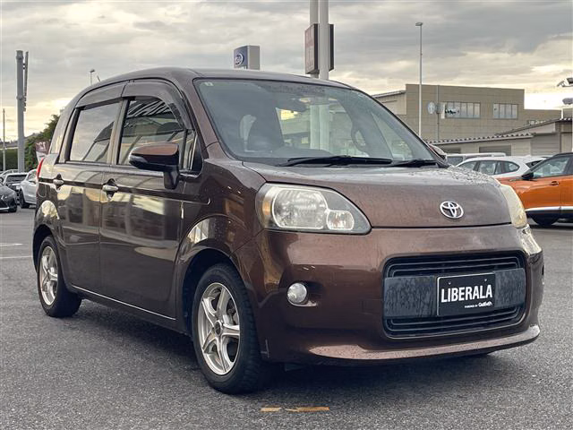 TOYOTA PORTE