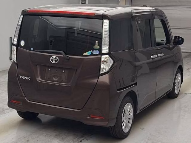 TOYOTA TANK