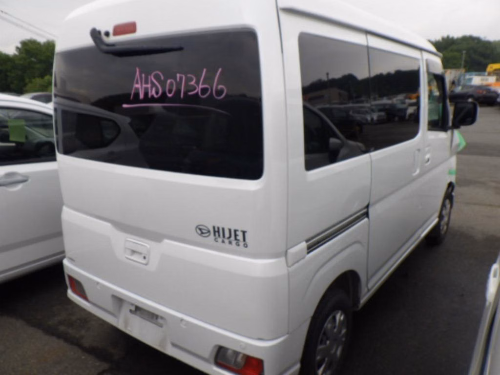 DAIHATSU ATRAI