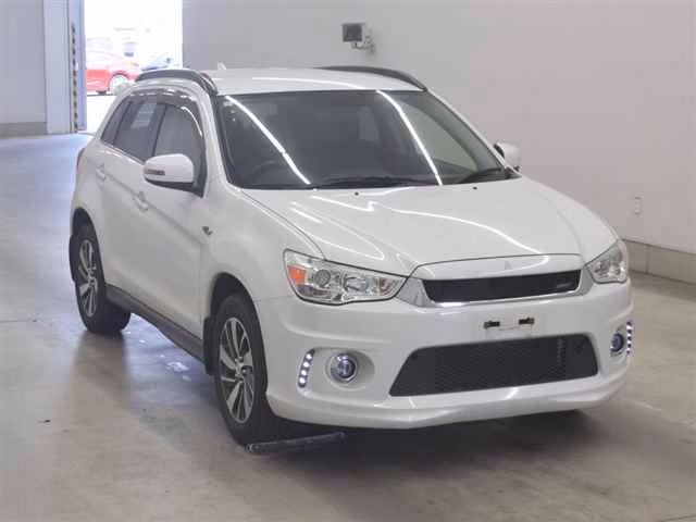 MITSUBISHI RVR