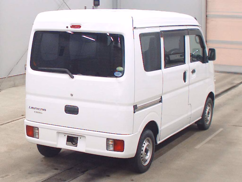 MITSUBISHI MINICAB